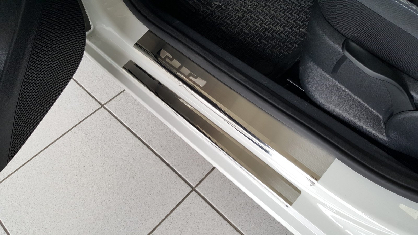 Alufrost Prahové lišty NEREZ - Škoda FABIA III. 2014-2021