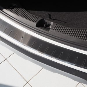 Alufrost Profilovaný prah kufra NEREZ - Opel MOKKA X 2016-2019