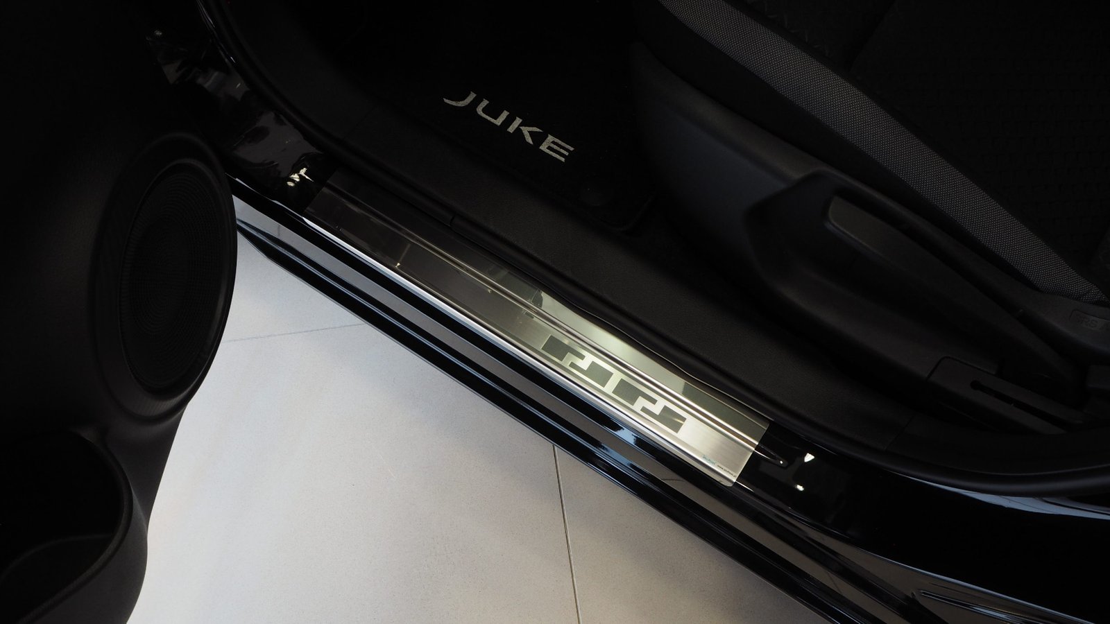 Alufrost Prahové lišty NEREZ - Nissan JUKE 2019-