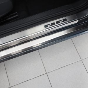 Alufrost Prahové lišty NEREZ - Volkswagen GOLF VIII. 5D 2020-